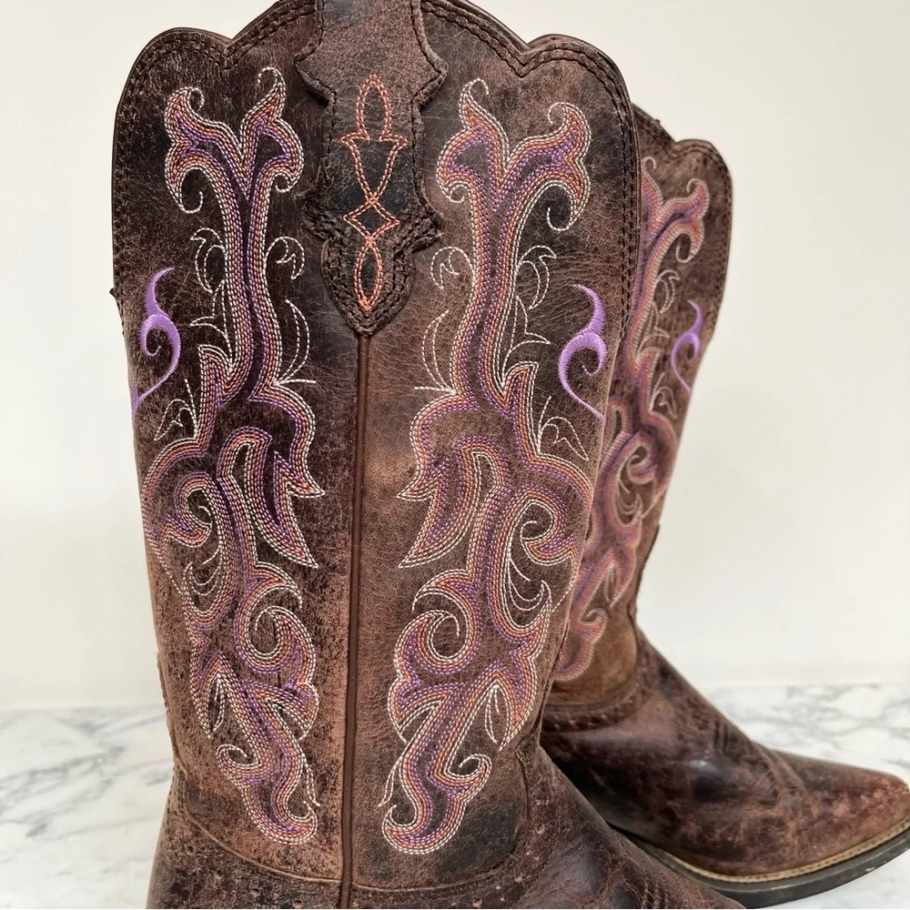 Justin Stampede Chocolate Puma women's 6B cowboy boots Purple Heart embroidery